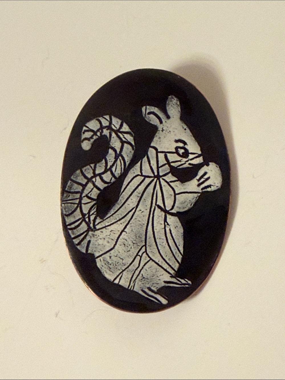 HAND CRAFTED BROOCH COPPER OVAL BLACK ENAMEL WHITE SQUIRREL DESIGN OOAK ARTISAN